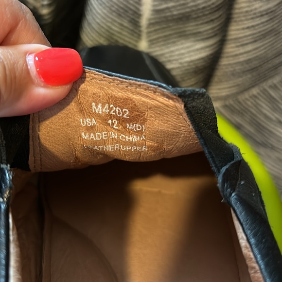 Propet leather black slip on size 12 medium - Picture 4 of 7